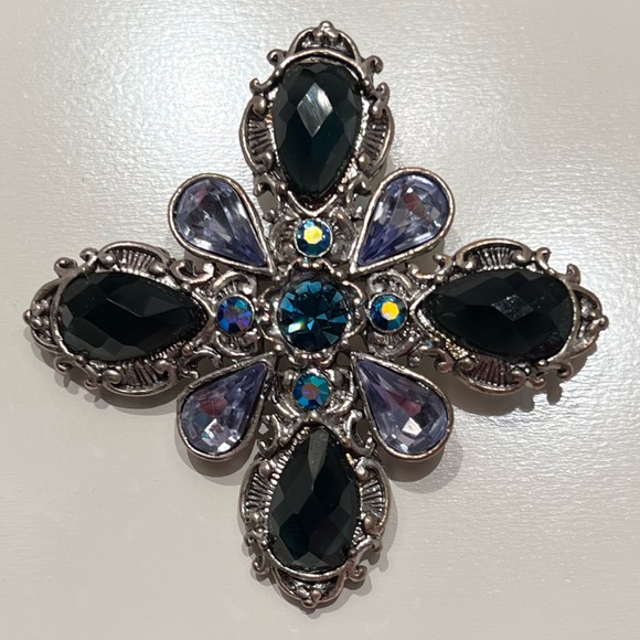 Blue Crystal Brooch Pin - Picture 1 of 3